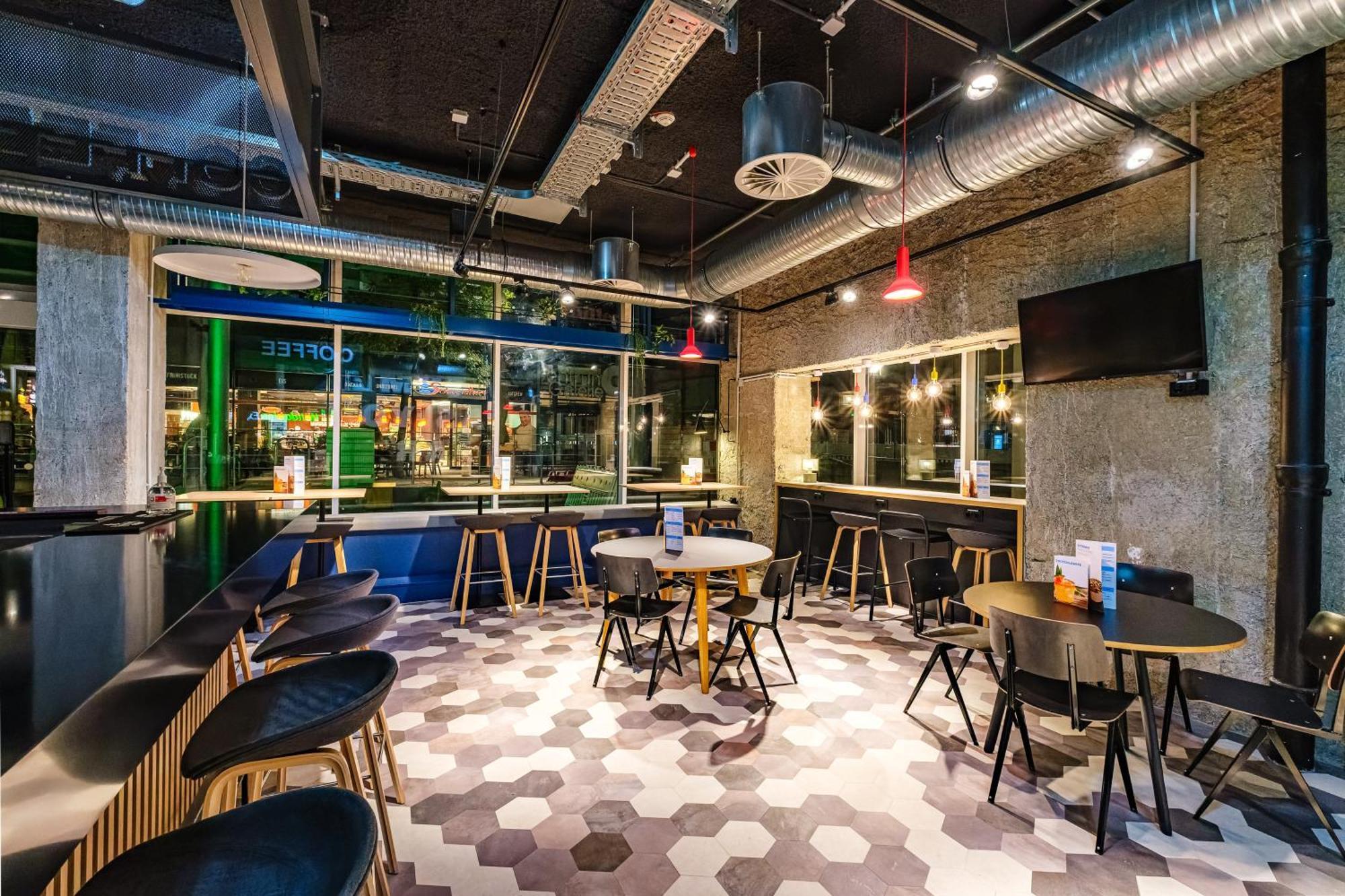 The Student Hotel 3*
